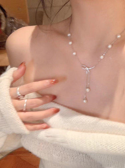 Bow Pearl Tassel Pendant Necklace